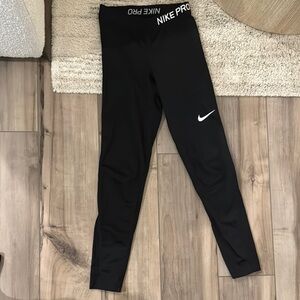 Black Nike Pro Leggings